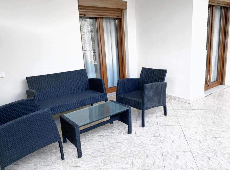ואסיליקי Chris Apartment מראה חיצוני תמונה